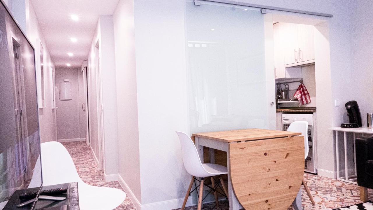 Cozy Apartment In Downtown Madrid Exteriör bild